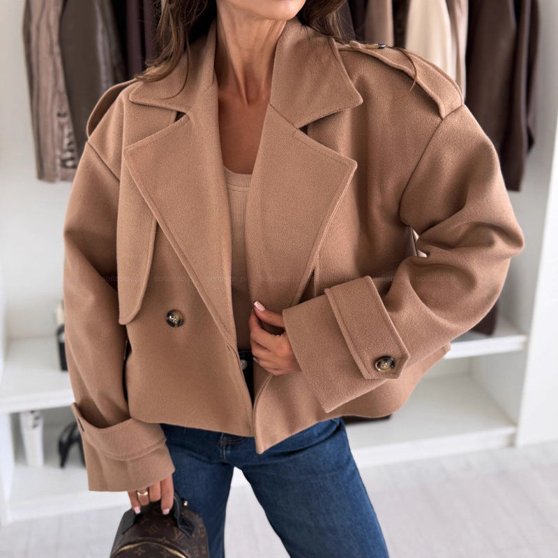 Veste en laine surdimensionnée pour femmes avec larges revers Chic & Stil