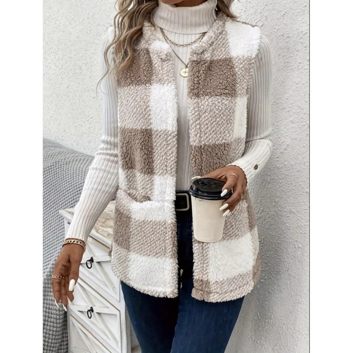 Ladies Stylish and Chic Checked Pattern Cozy Gilet