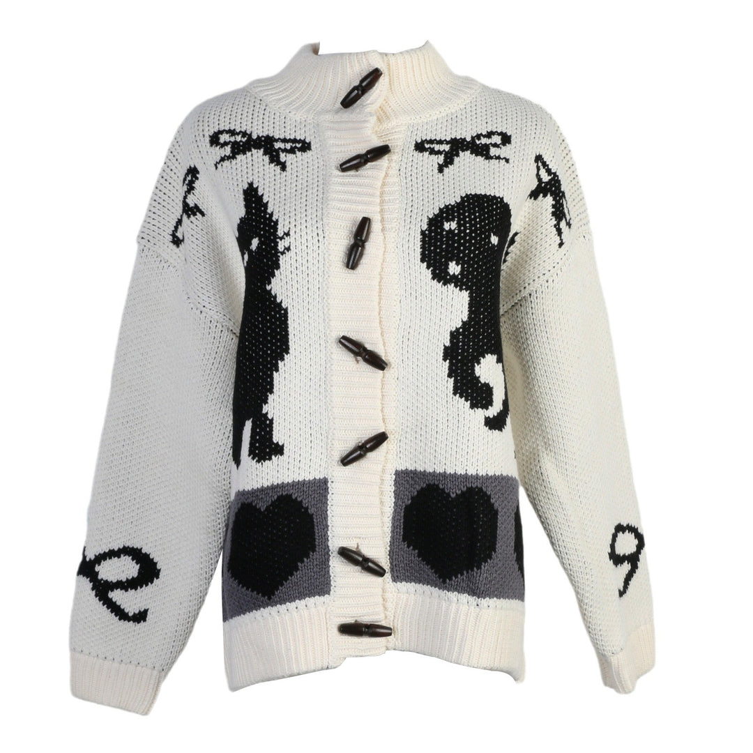 Women's cardigan with playful animal patterns and chic button details