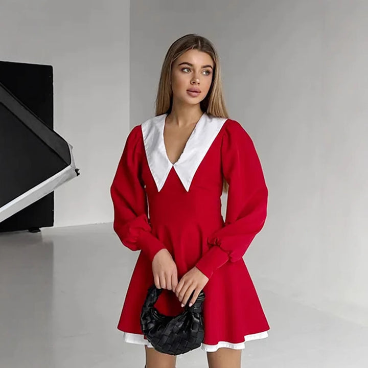 Casual mini dress for women with a chic collar Lune London