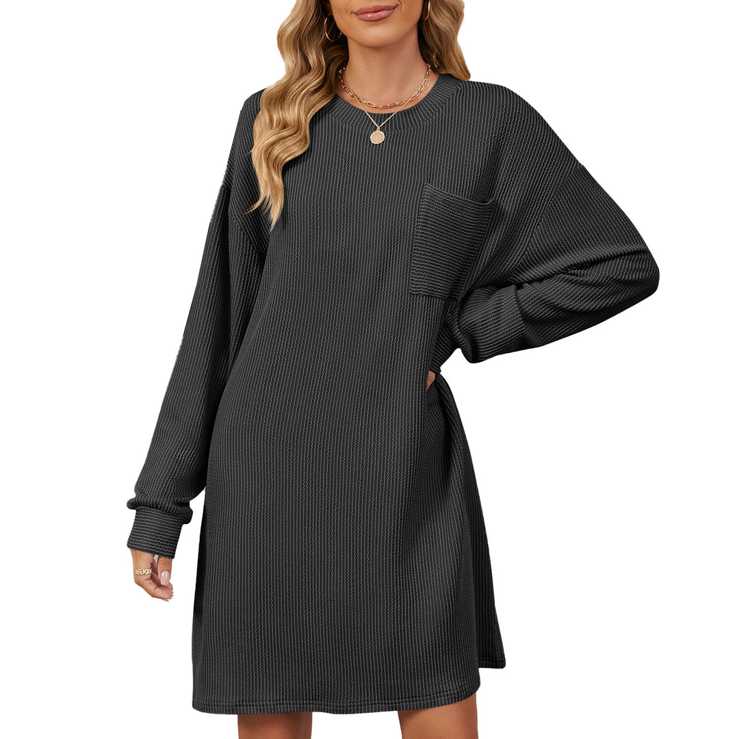 Casual long dress for women with long sleeves, practical pockets, and modern structured design Lune London