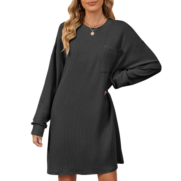 Casual long dress for women with long sleeves, practical pockets, and modern structured design Lune London