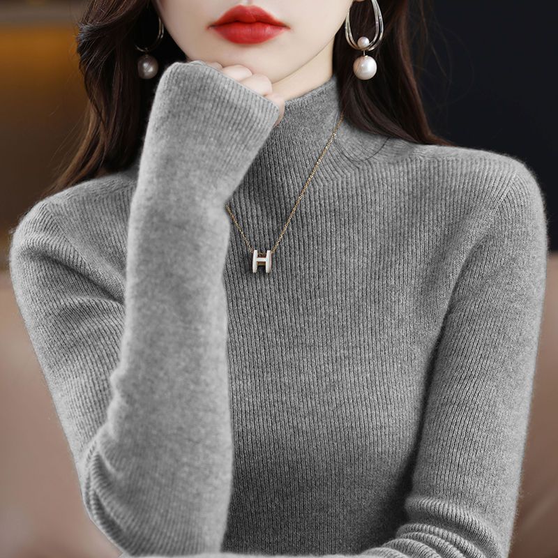 Pull à col roulé élégant pour dames en tricot fin Chic & Stil