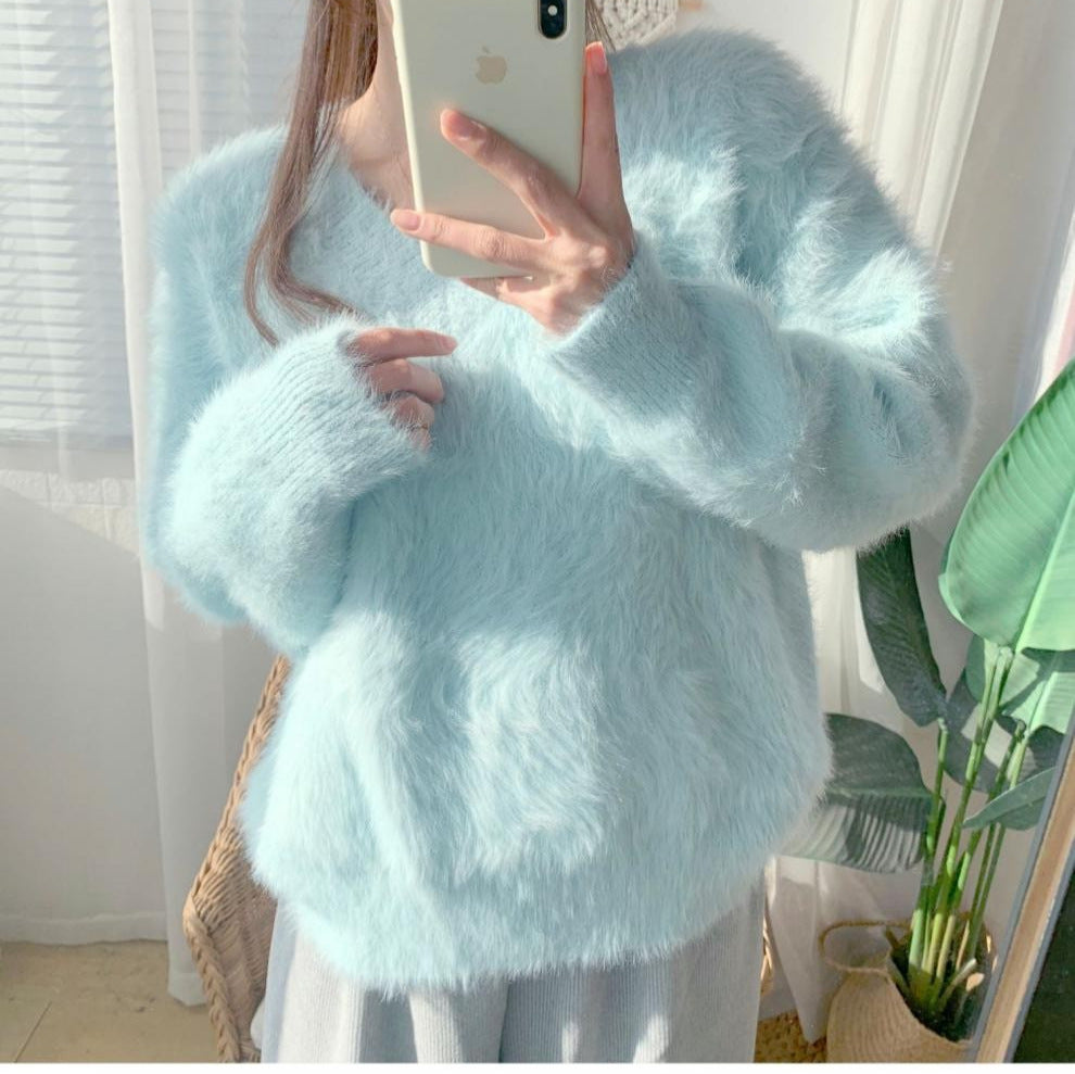 Pull en V pour femme en peluche avec un tissu doux et une coupe décontractée Chic & Stil