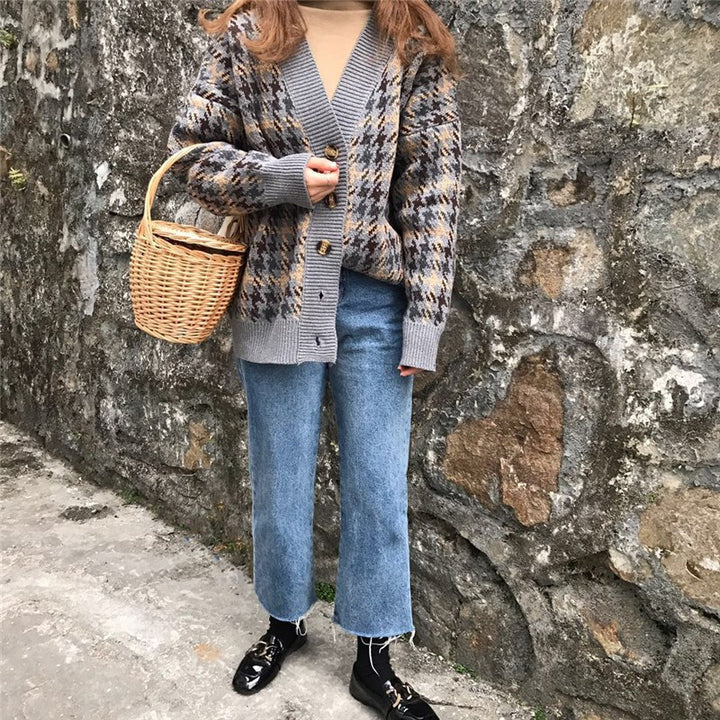 Lune London houndstooth pattern women's knit jacket with decorative buttons