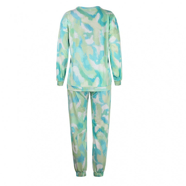 Women Comfortable Sweat Suit with Modern Batik Details Lune London
