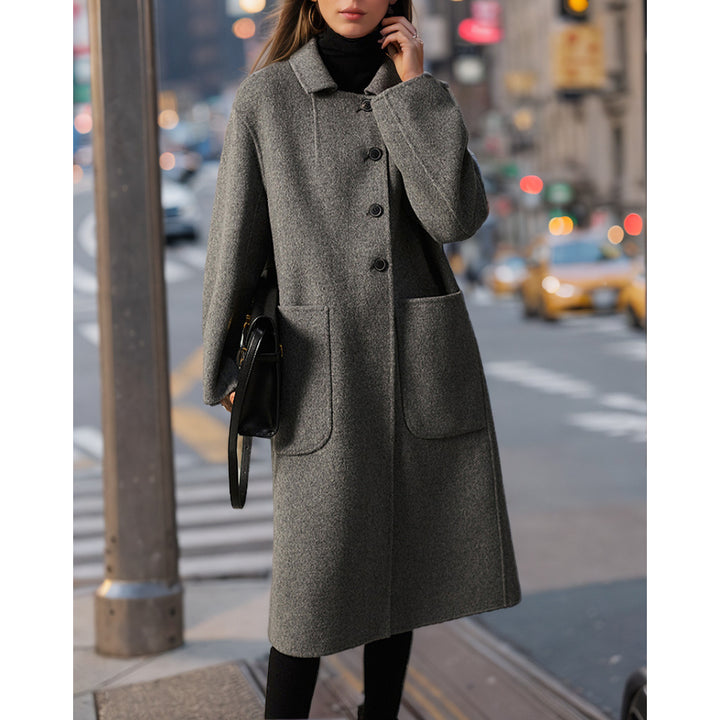 Elegant wool coat for women with high pockets and classic lapels Amarae