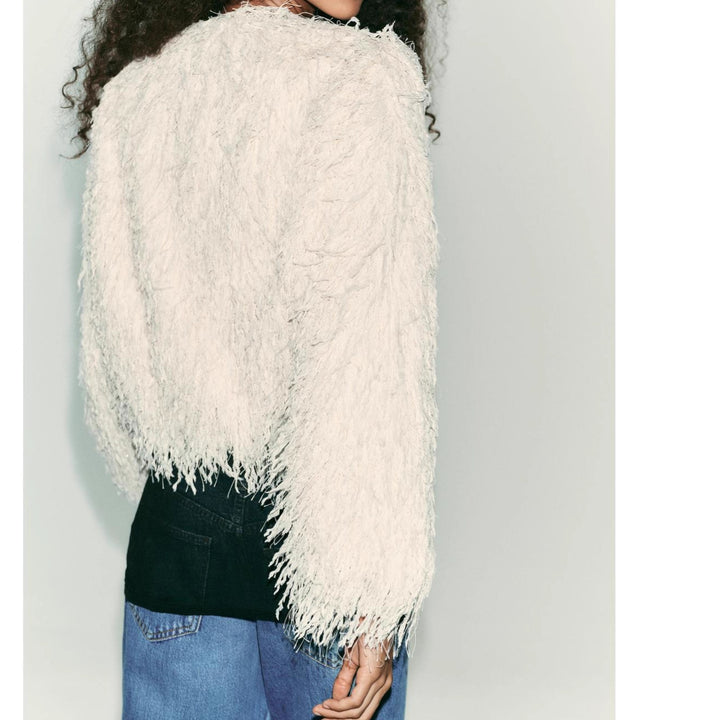 Women Fluffy Fringe Sweater in Boxy Cut Amarae