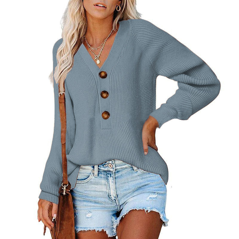 Knit sweater for women with deep V-neck and large wooden buttons Lune London