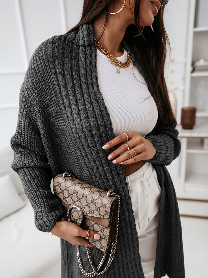 Ladies Chunky Knit Cardigan with Elegant Chic Structure and Style
