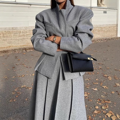 Oversized wool blazer for women in a smart-casual style Amarae