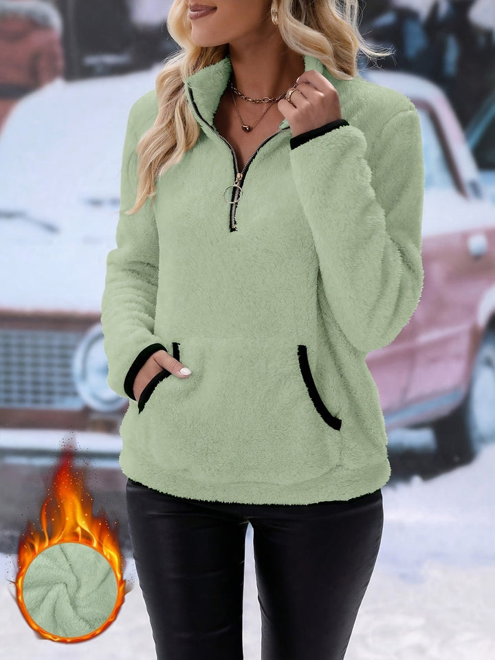 Fleece sweater for women with contrasting pockets and zip Lune London