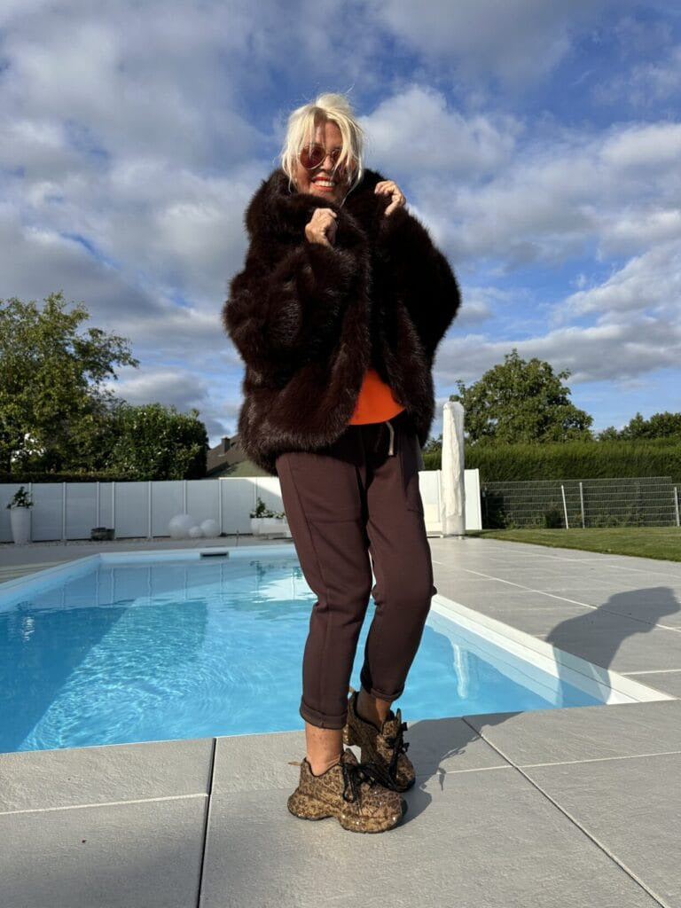 Ladies Cozy Chic and Stylish Faux Fur Coat