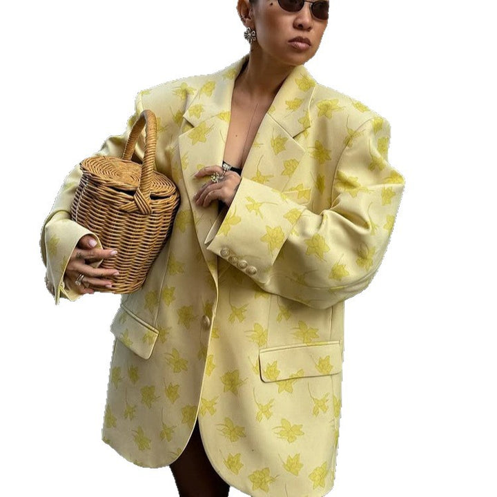 Women's oversized blazer in blazer dress style with floral jacquard and accentuated shoulder Amarae