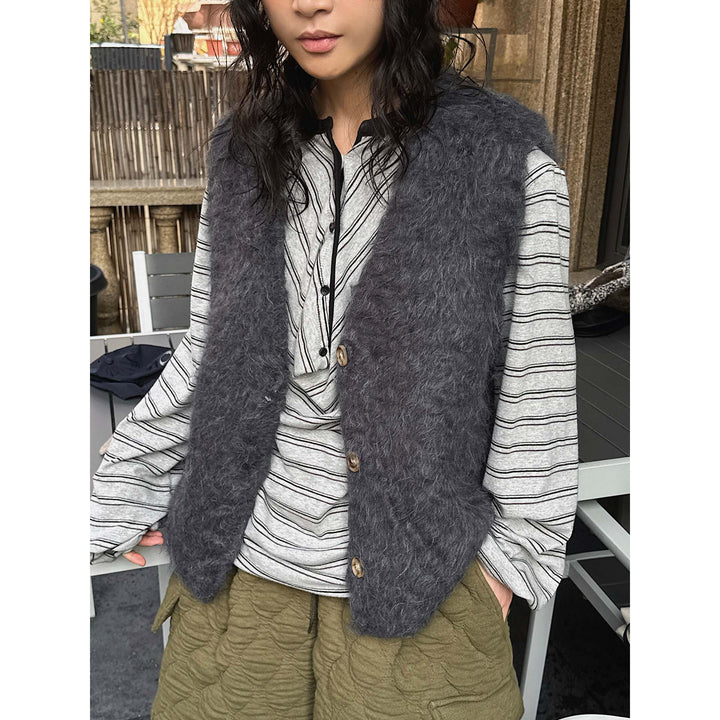 Women's Fluffy Sleeveless Mohair-Style Vest with Oversized Silhouette Amarae