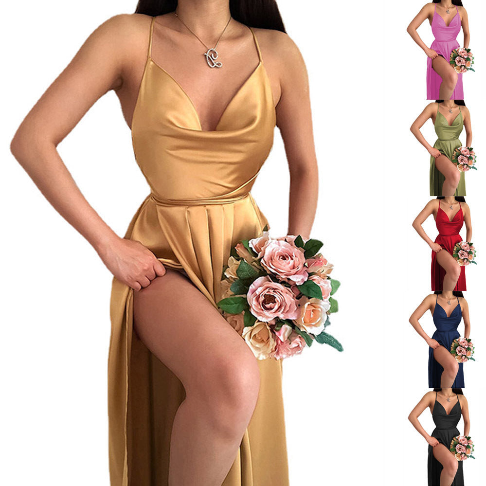 Wedding dress for women with elegant V-neck and flowy skirt Lune London