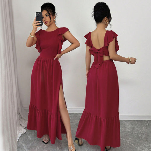 Robe maxi femme avec des détails de volants volumineux et une découpe sophistiquée dans le dos Chic & Stil