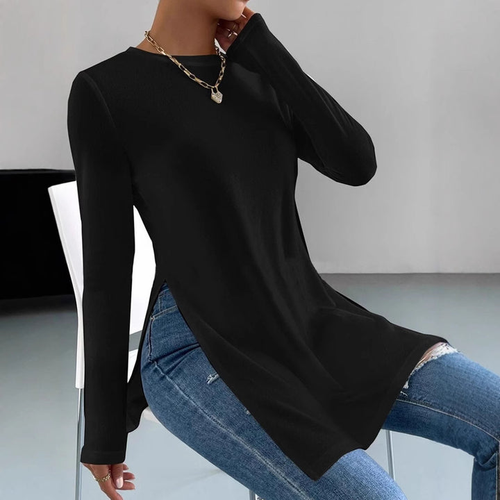 Asymmetrical women's top with long sleeves, side slits, and relaxed fit Lune London
