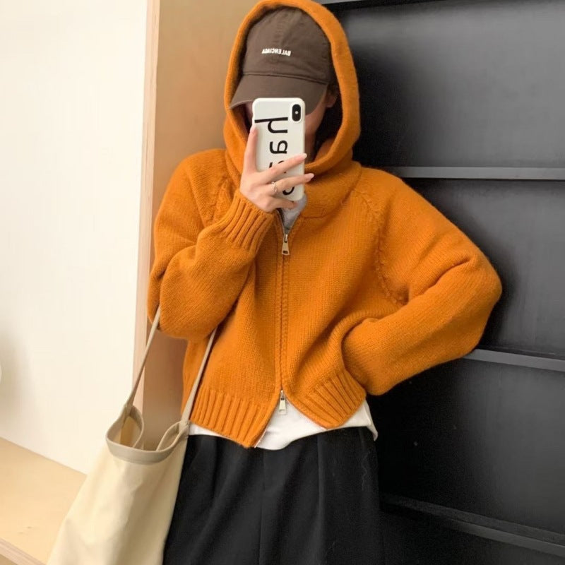 Gilet à capuche confortable pour femmes avec fermeture éclair et grandes poches Chic & Stil