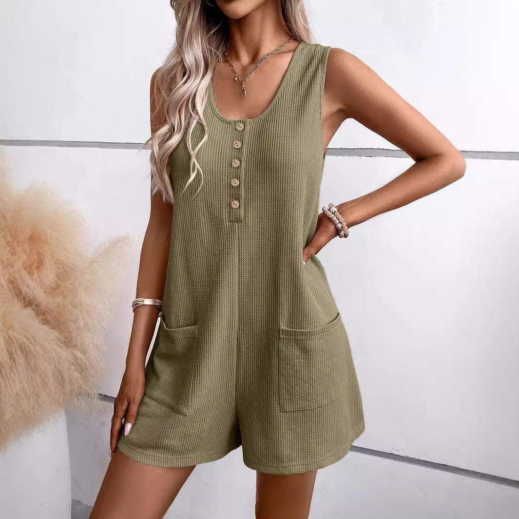 Ladies casual jumpsuit in breathable waffle structure with button placket and practical pockets Lune London