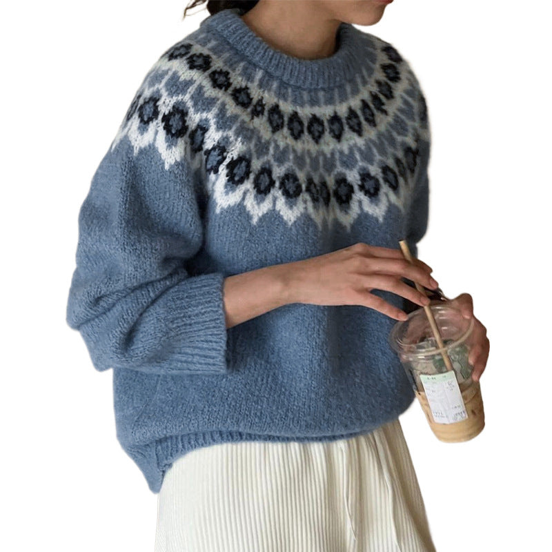 Women's knitted sweater with traditional Norwegian pattern Lune London