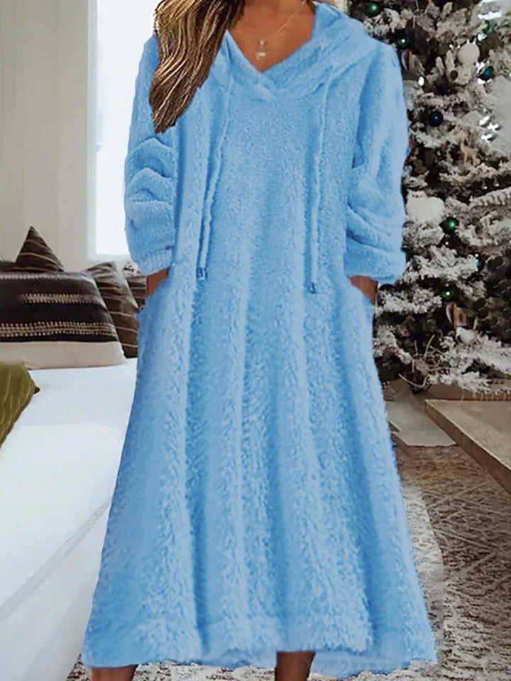 Ladies maxi dress made of teddy fleece with hood, V-neck and side pockets Amarae
