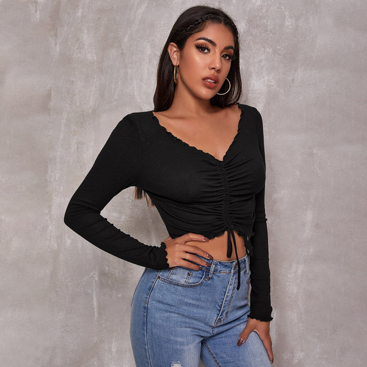 Top court pour femmes avec lacets et détails de volants élégants Chic & Stil