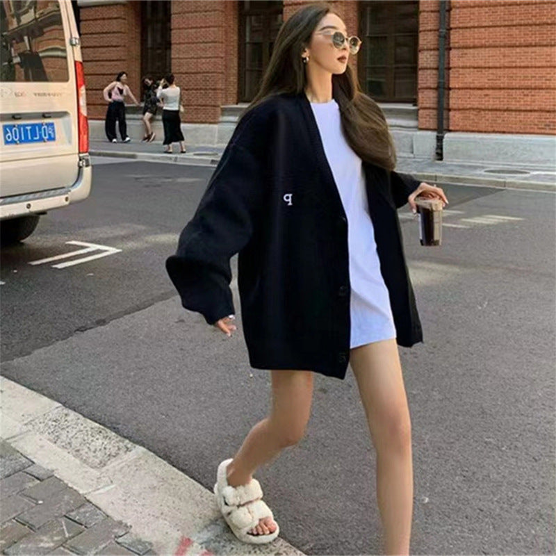 Blazer tricoté oversize pour femmes avec une coupe tendance et un motif de tricot fin Chic & Stil