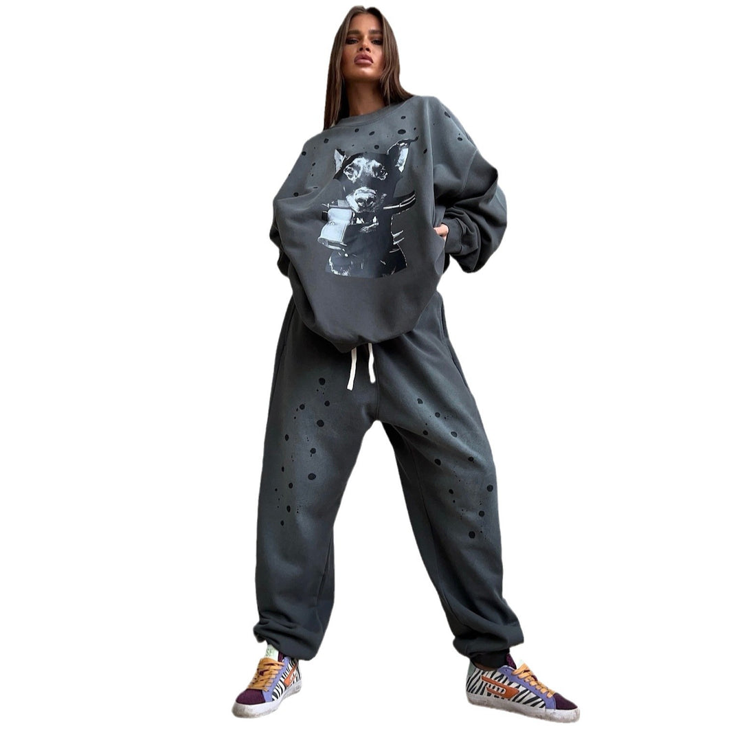 Oversized sweatshirt for women with graphic artistic pattern and casual fit Amarae