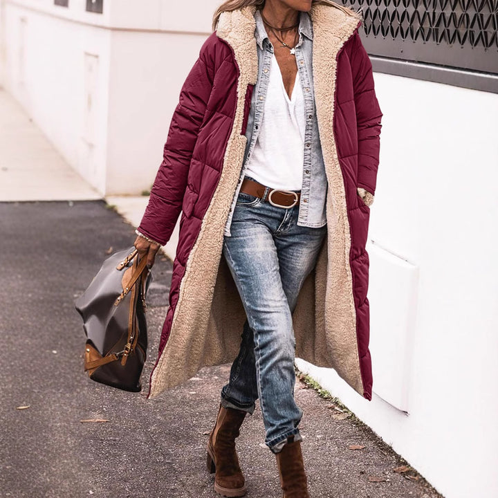 Winter coat for women in a casual oversized style with hood and side pockets Lune London