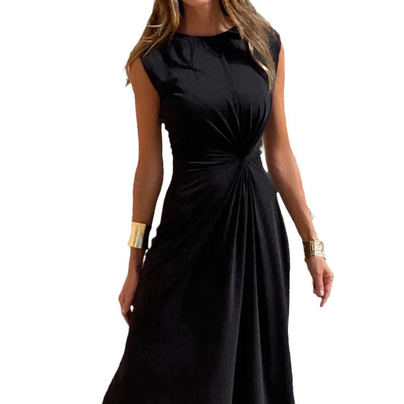 Women Elegant Evening Dress with Stylish Pleats and Figure-Hugging Cut Lune London