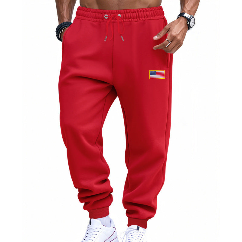 Sport pants for men with elastic waist and practical side pockets Lune London