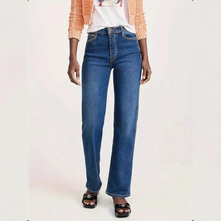 Women High-Waisted Straight-Leg Jeans with a Slight Flare and Five-Pocket Design Amarae