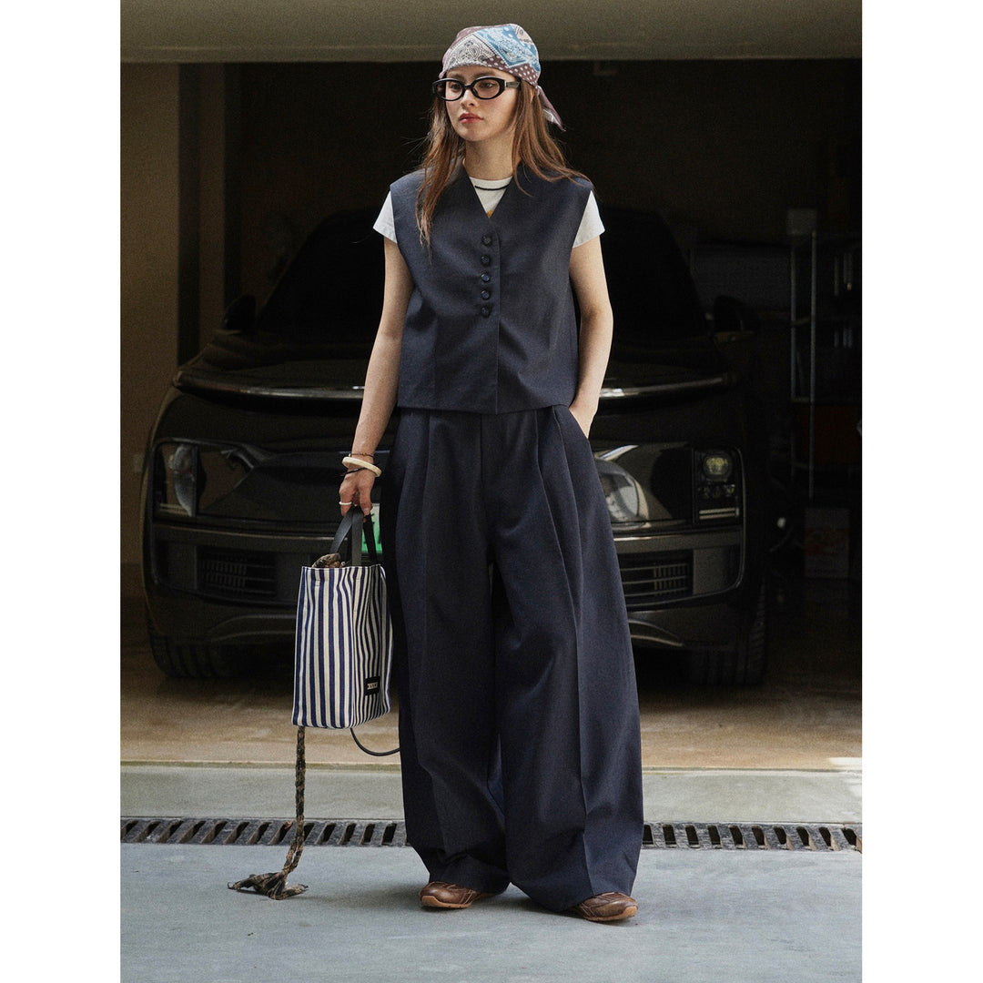 Women's Sleeveless Tailoring Vest with Deep V-Neck and Continuous Button Placket Amarae