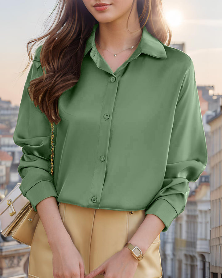 Ladies Elegant and lightweight blouse with comfortable cut and light shine Lune London