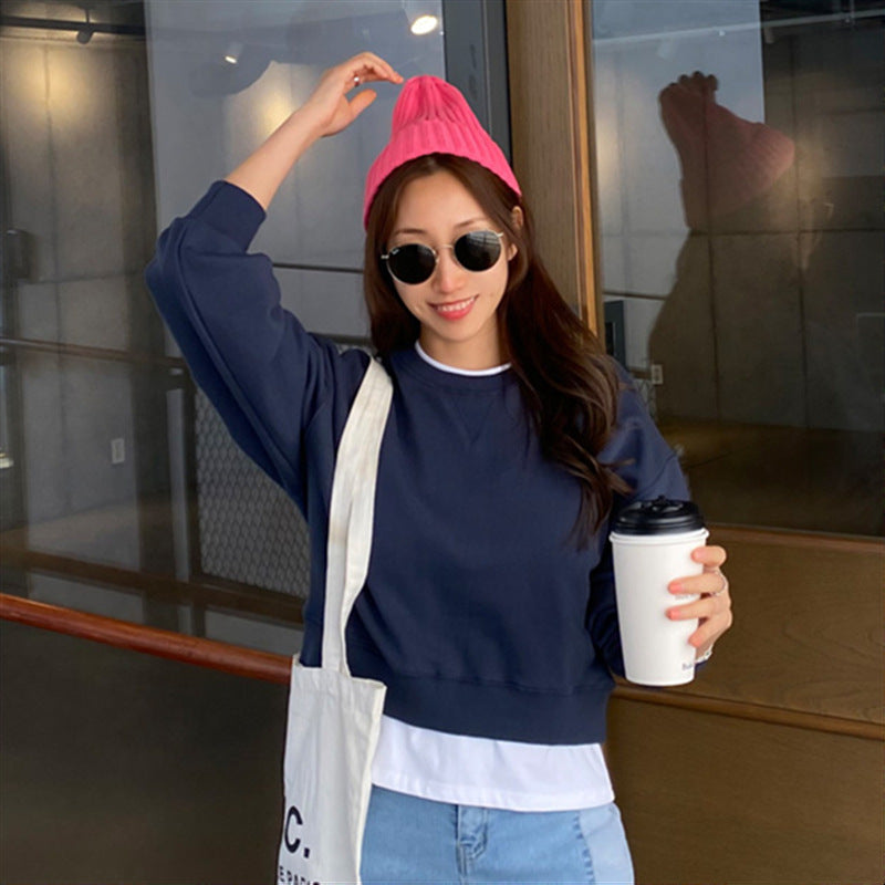 Sweatshirt féminin élégant avec une coupe décontractée Chic & Stil