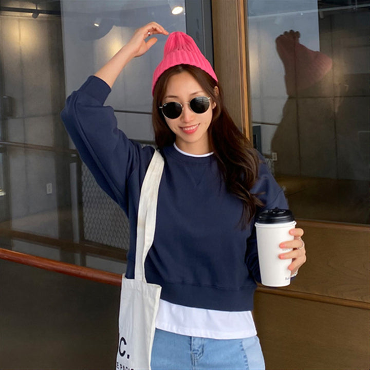 Sweatshirt féminin élégant avec une coupe décontractée Chic & Stil