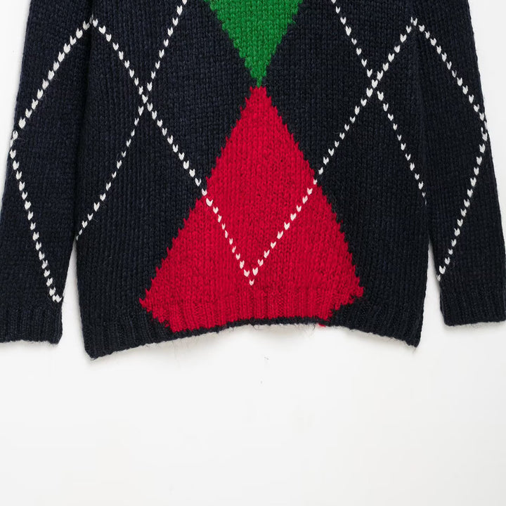 Women's chunky knit sweater with argyle pattern and oversized cut Amarae