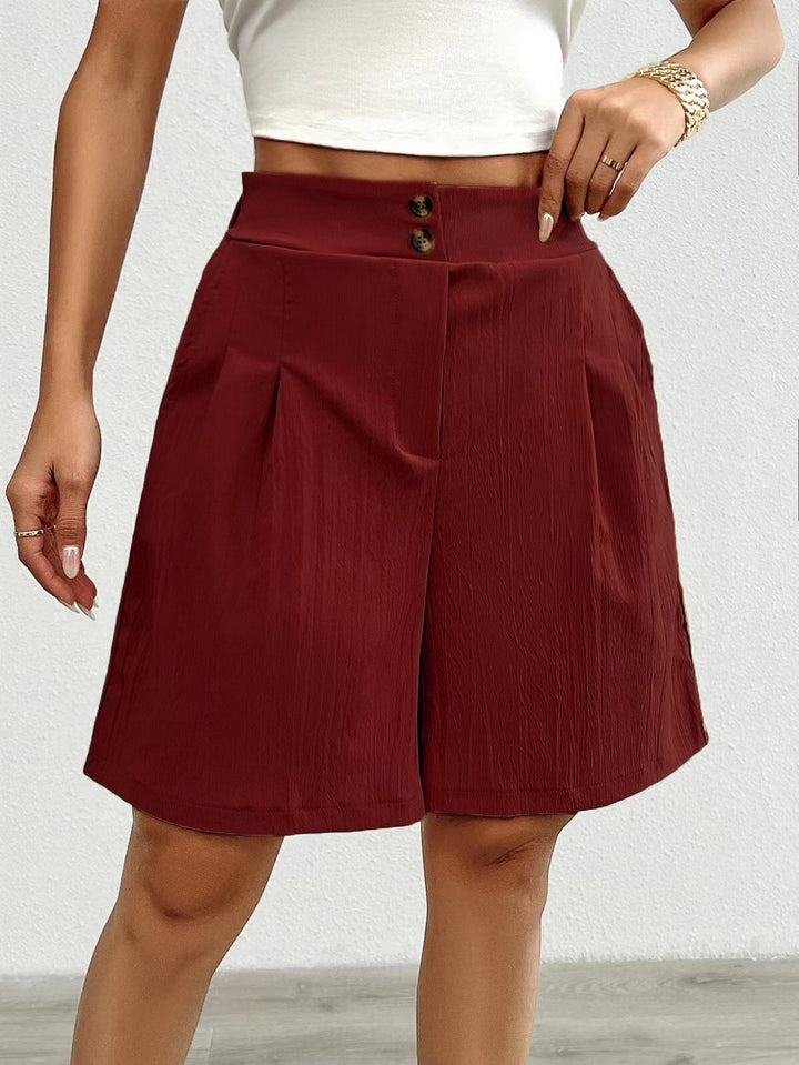 High-waisted satin shorts for women with double button closure and pleats Lune London