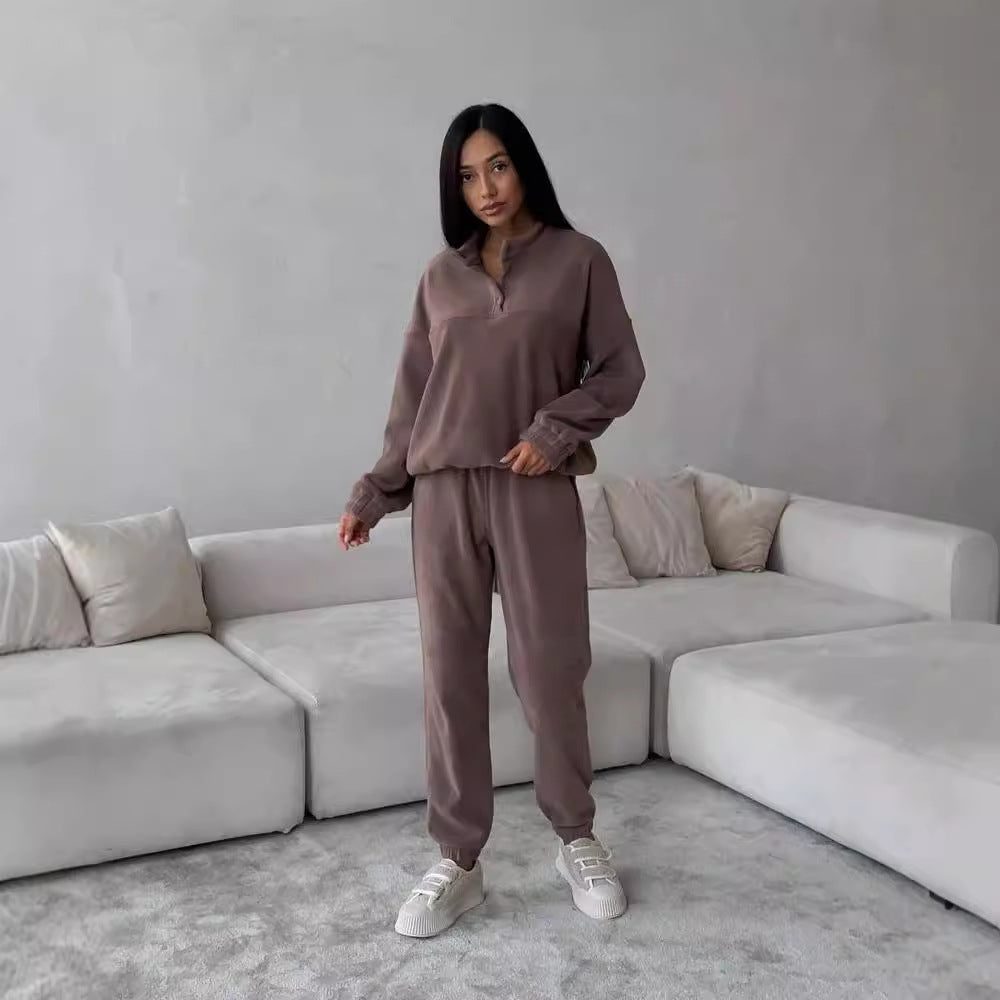 Casual fleece sweater for women with half-buttoning and relaxed fit Lune London