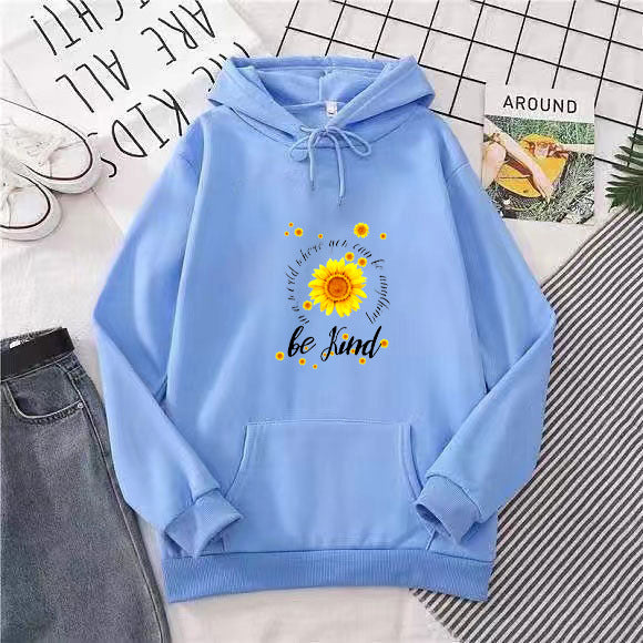 Women's hoodie with inspiring sunflower design Chic & Stil