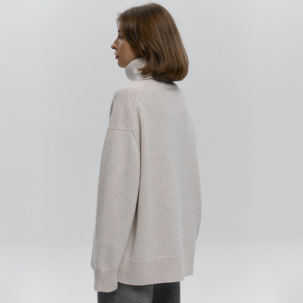 Ladies oversized turtleneck sweater in soft wool Lune London