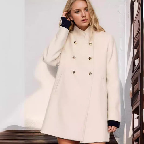 Elegant Duffle Coat for Women with Double Row of Buttons and Luxurious Details Amarae