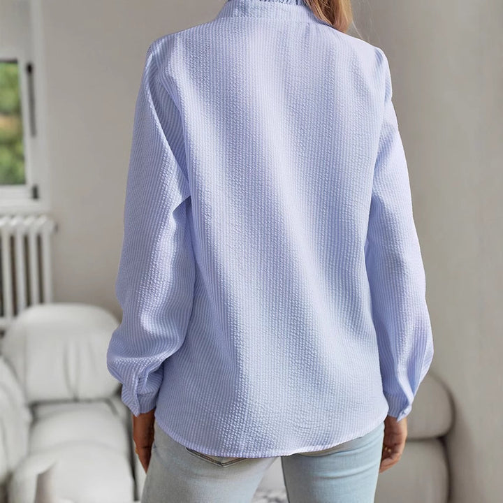 Blouse for women with gathered details and durable cotton blend Lune London