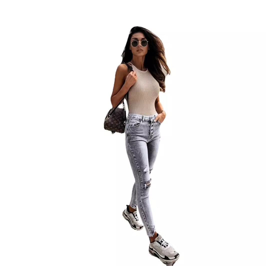 Chic & Stil fitted body for women