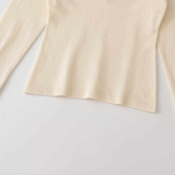 Ladies fine knit long sleeve with deep V-neck and shirt collar Amarae