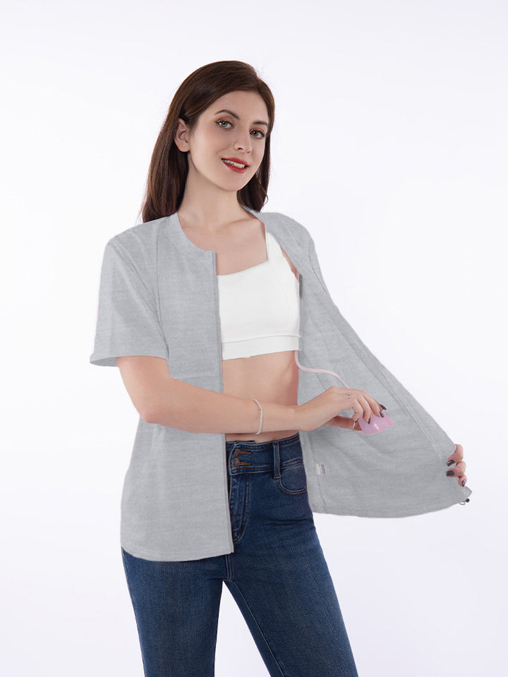 Short sporty jacket for women with short sleeves, featuring a practical zipper and a casual fit Lune London