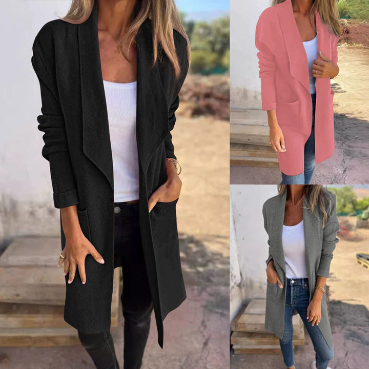 Elegant transitional jacket for women with a practical notched collar and large pockets Lune London