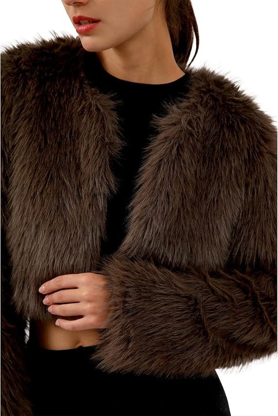Ladies short glamorous faux fur jacket with wide sleeves Lune London