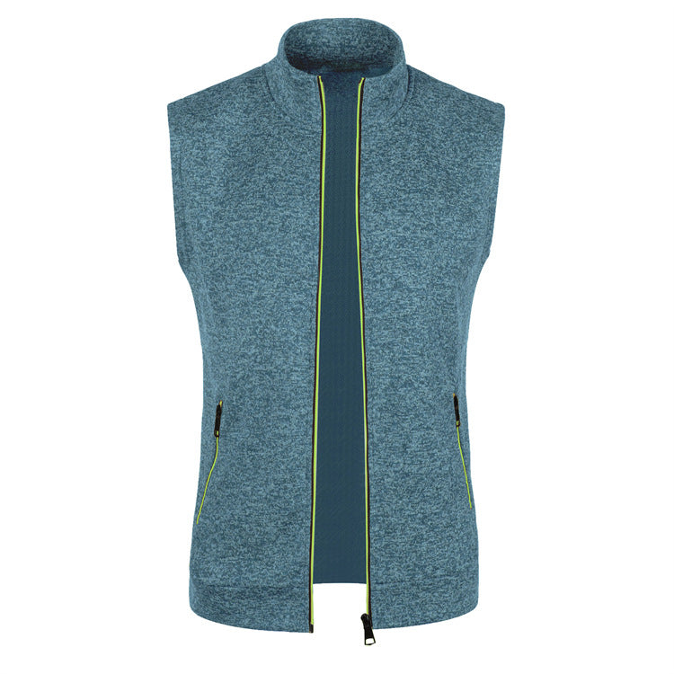 Functional sports jacket for men with breathable inserts and practical pockets Lune London